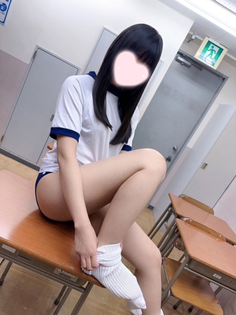 りん【ノリ良しな美人と濃厚時間】4