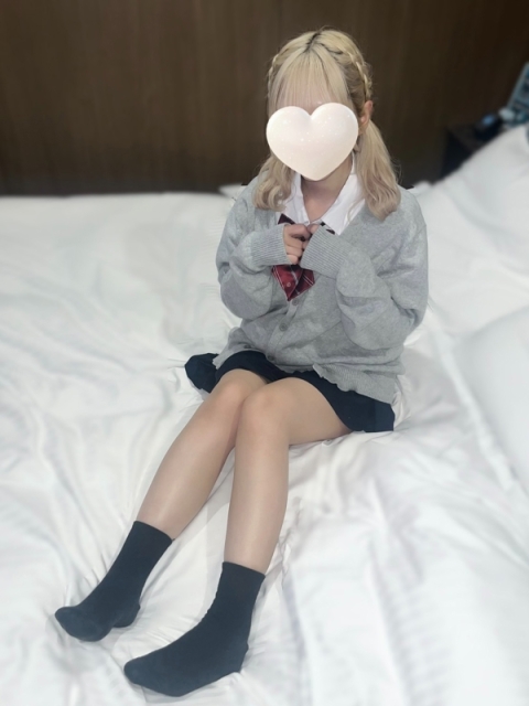 みゆ【愛嬌MAX‼至高のミニマムロリ】3