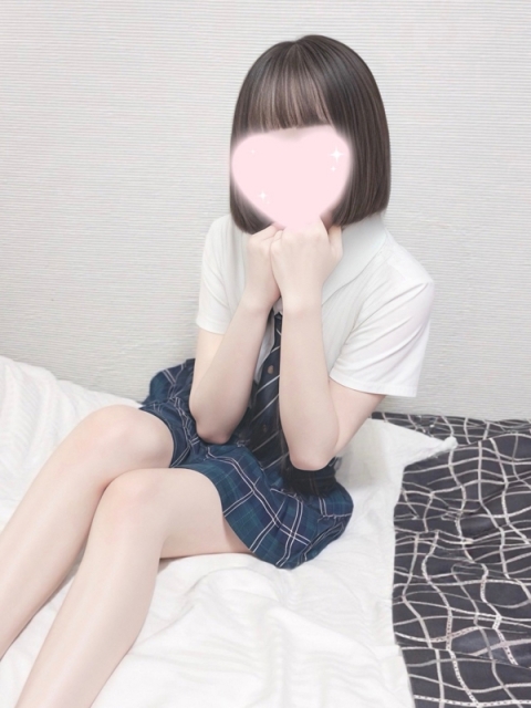 ねね【庇護欲をかきたてる小柄ロリ】2