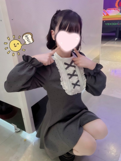 ねね【庇護欲をかきたてる小柄ロリ】4